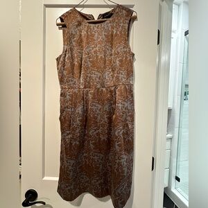 Banana Republic sleeveless blue and brown dress with pockets